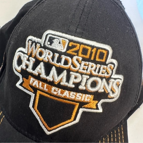 SAN FRANCISCO SF GIANTS 2010 WORLD SERIES CHAMPIONS NEW ERA LOCKER ROOM CAP HAT - Picture 2 of 8